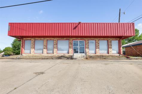 1804 W Cameron Avenue Rockdale TX 76567