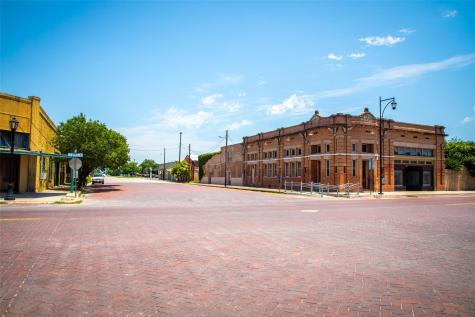 200 E Clark Street Bartlett TX 76511
