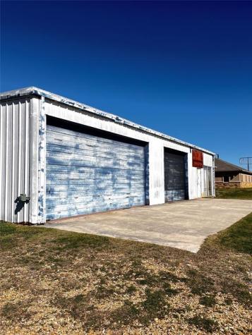 1608 W Cameron Avenue Rockdale TX 76567