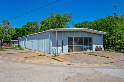 912 W Alligator Street Caldwell TX 77836