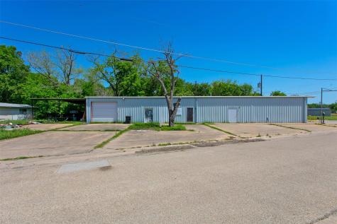 912 W Alligator Street Caldwell TX 77836