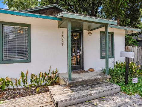 1509 W Koenig Lane Austin TX 78756