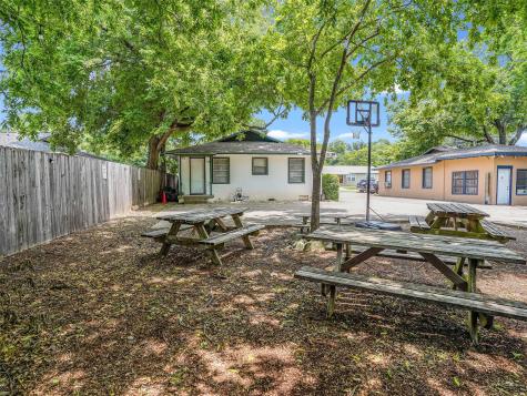 1509 W Koenig Lane Austin TX 78756