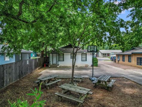 1509 W Koenig Lane Austin TX 78756