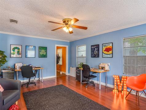1509 W Koenig Lane Austin TX 78756