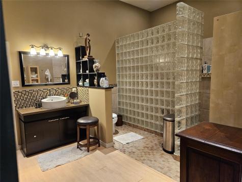 21201 Kathy Lane Spicewood TX 78669