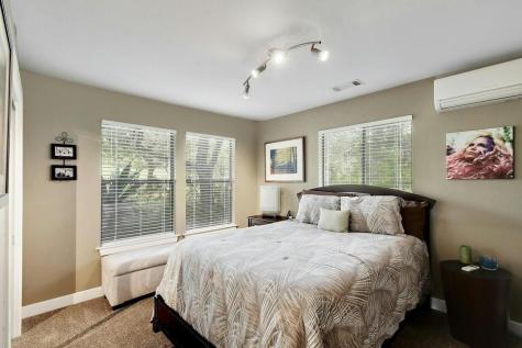 21201 Kathy Lane Spicewood TX 78669
