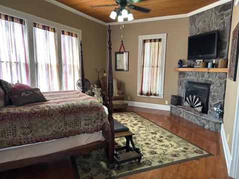 326 W Colorado Street La Grange TX 78945