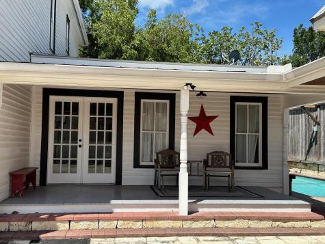 326 W Colorado Street La Grange TX 78945
