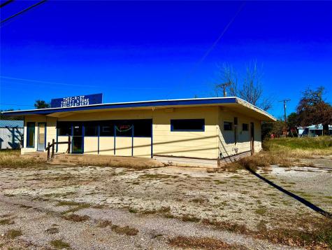 220 Highway 261 Kingsland TX 78639