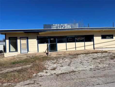 220 Highway 261 Kingsland TX 78639