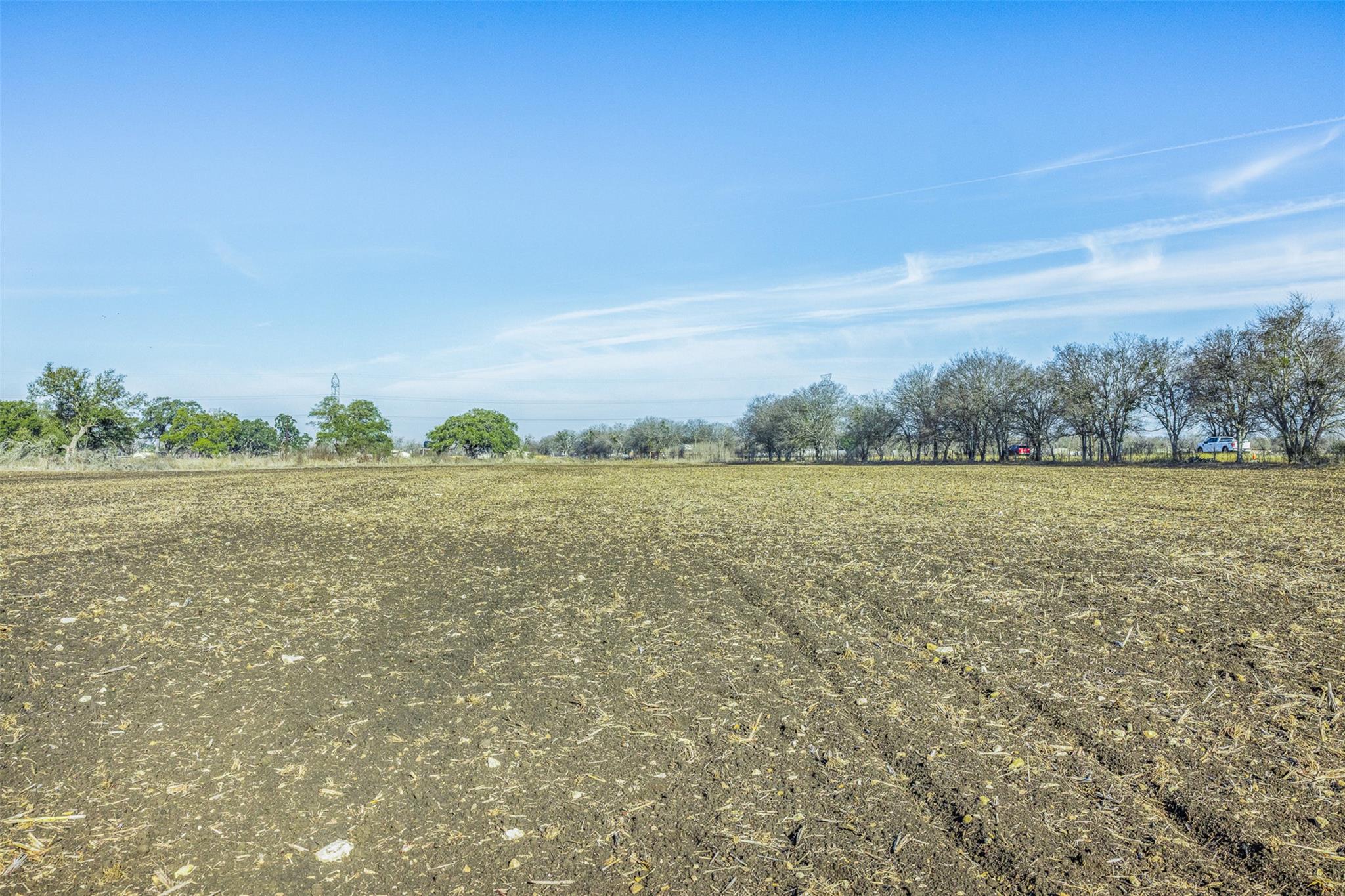 600 NW River Road Martindale TX 78655