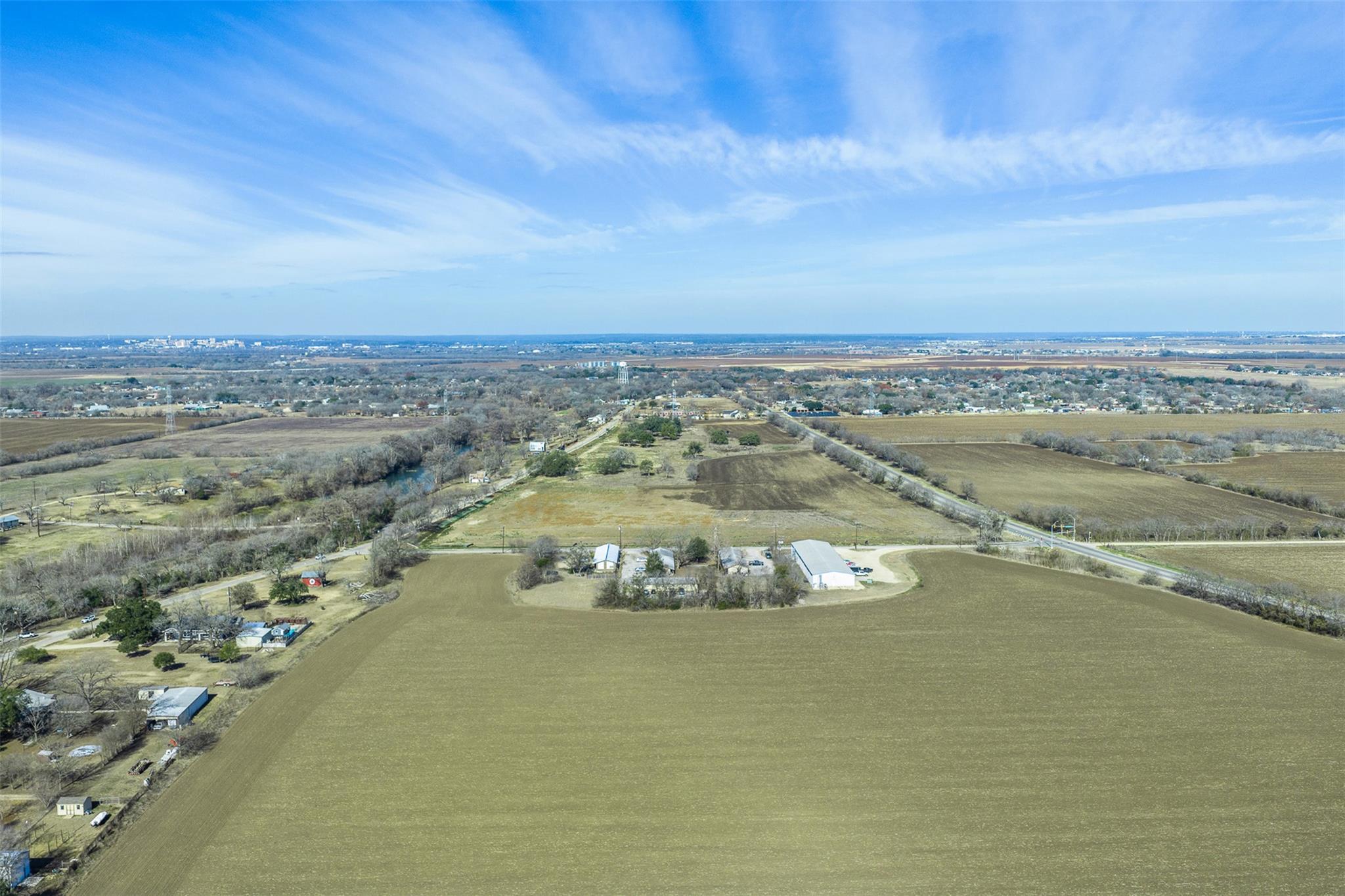 600 NW River Road Martindale TX 78655