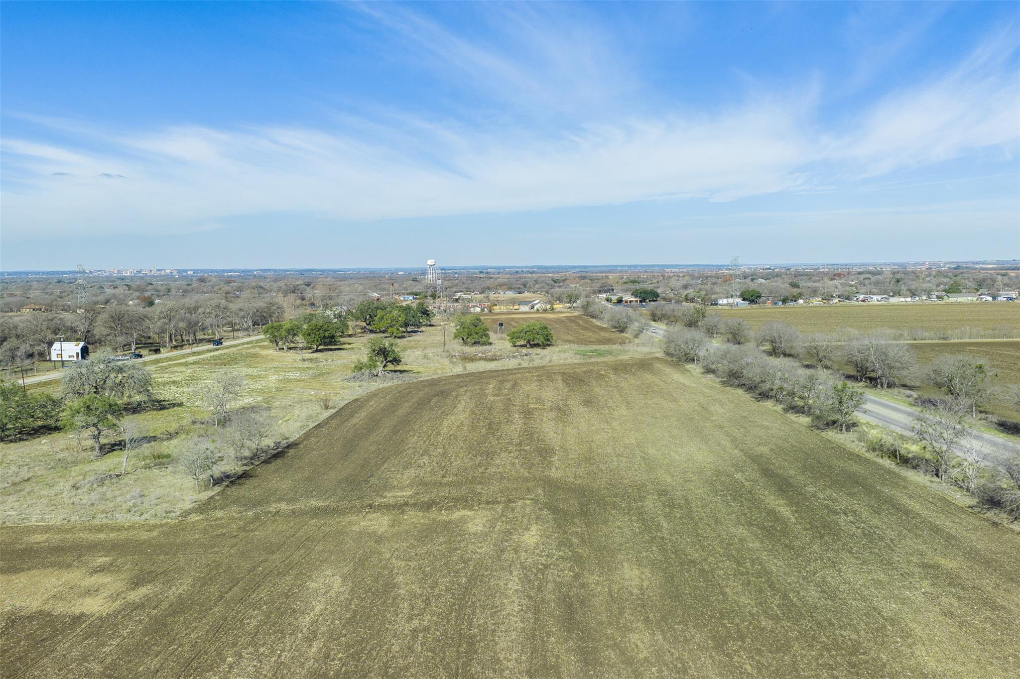 600 NW River Road Martindale TX 78655