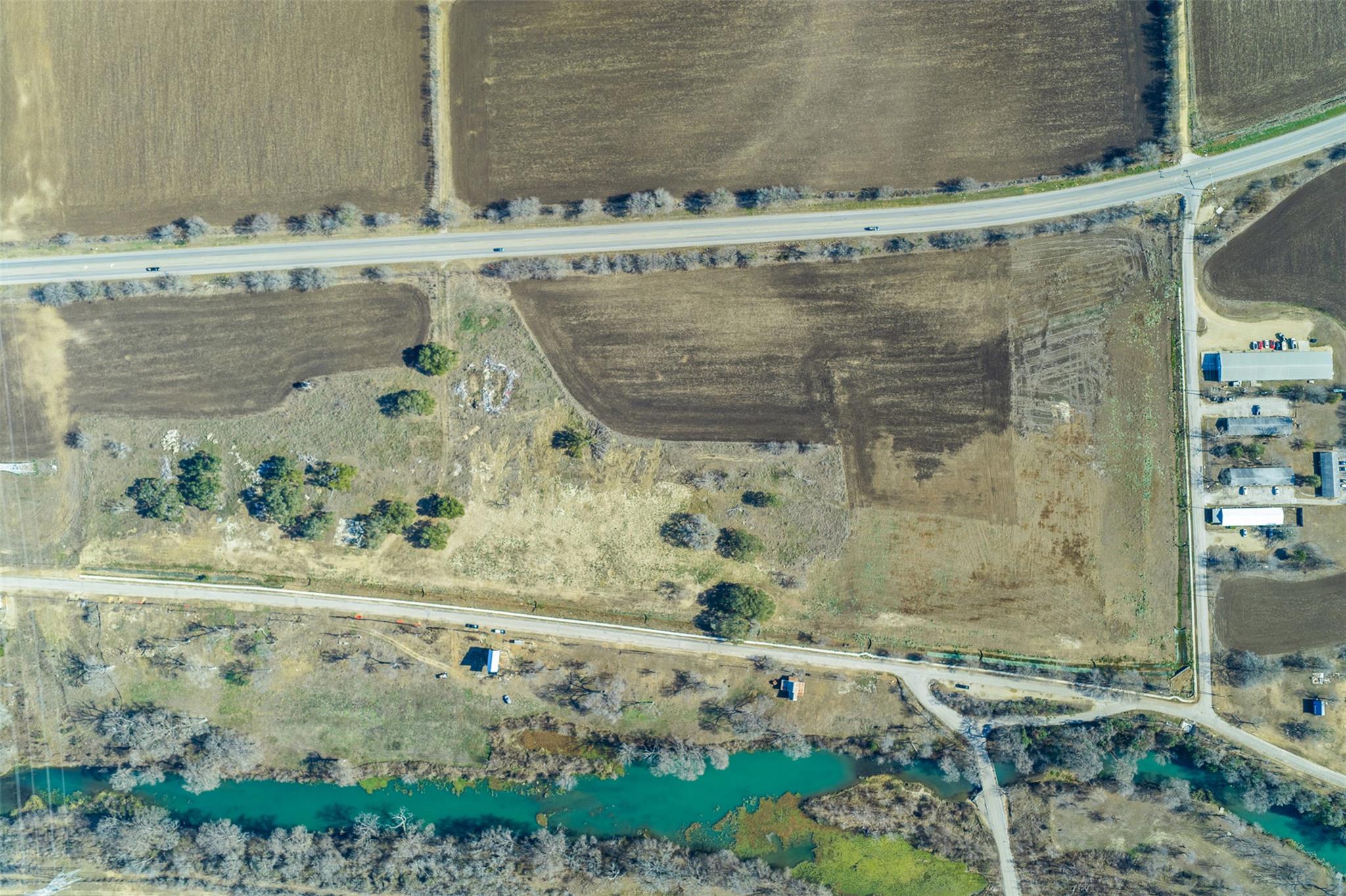 600 NW River Road Martindale TX 78655