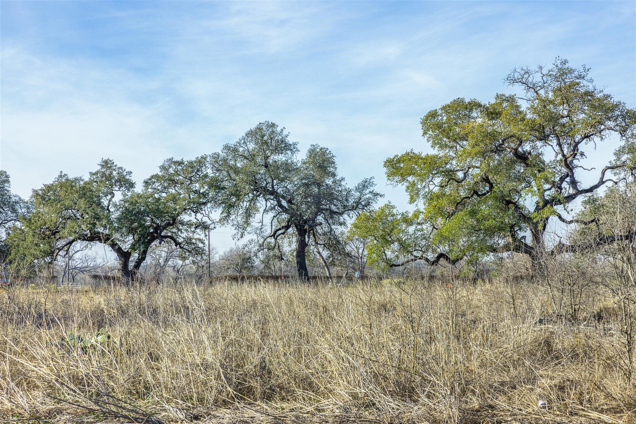 600 NW River Road Martindale TX 78655