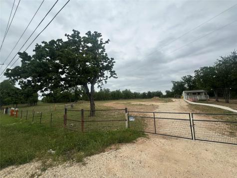 10096 S Us Highway 183 Highway Lockhart TX 78644