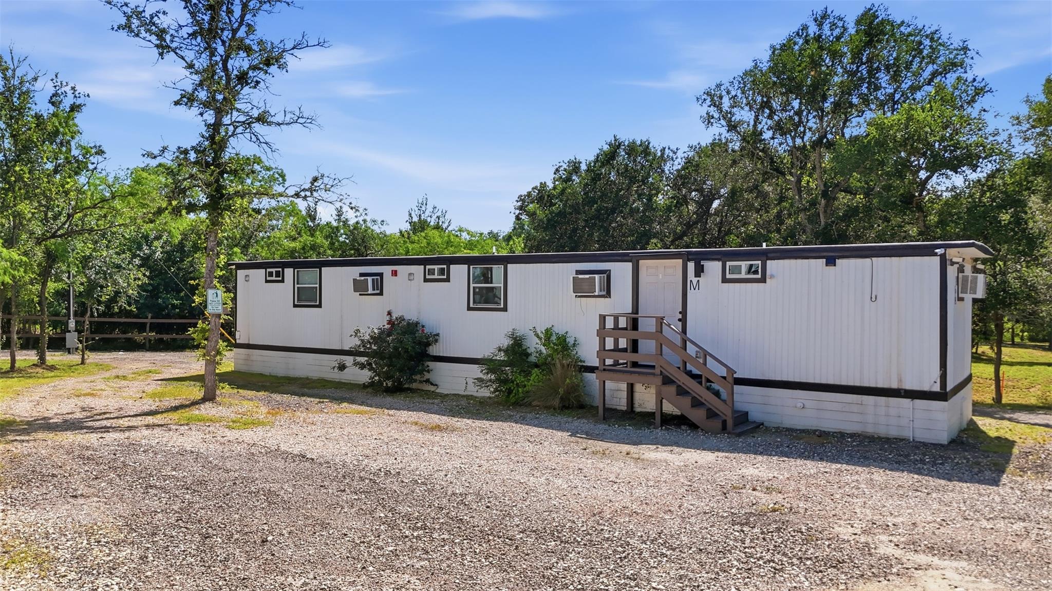 2540 Fm 20 Red Rock TX 78662