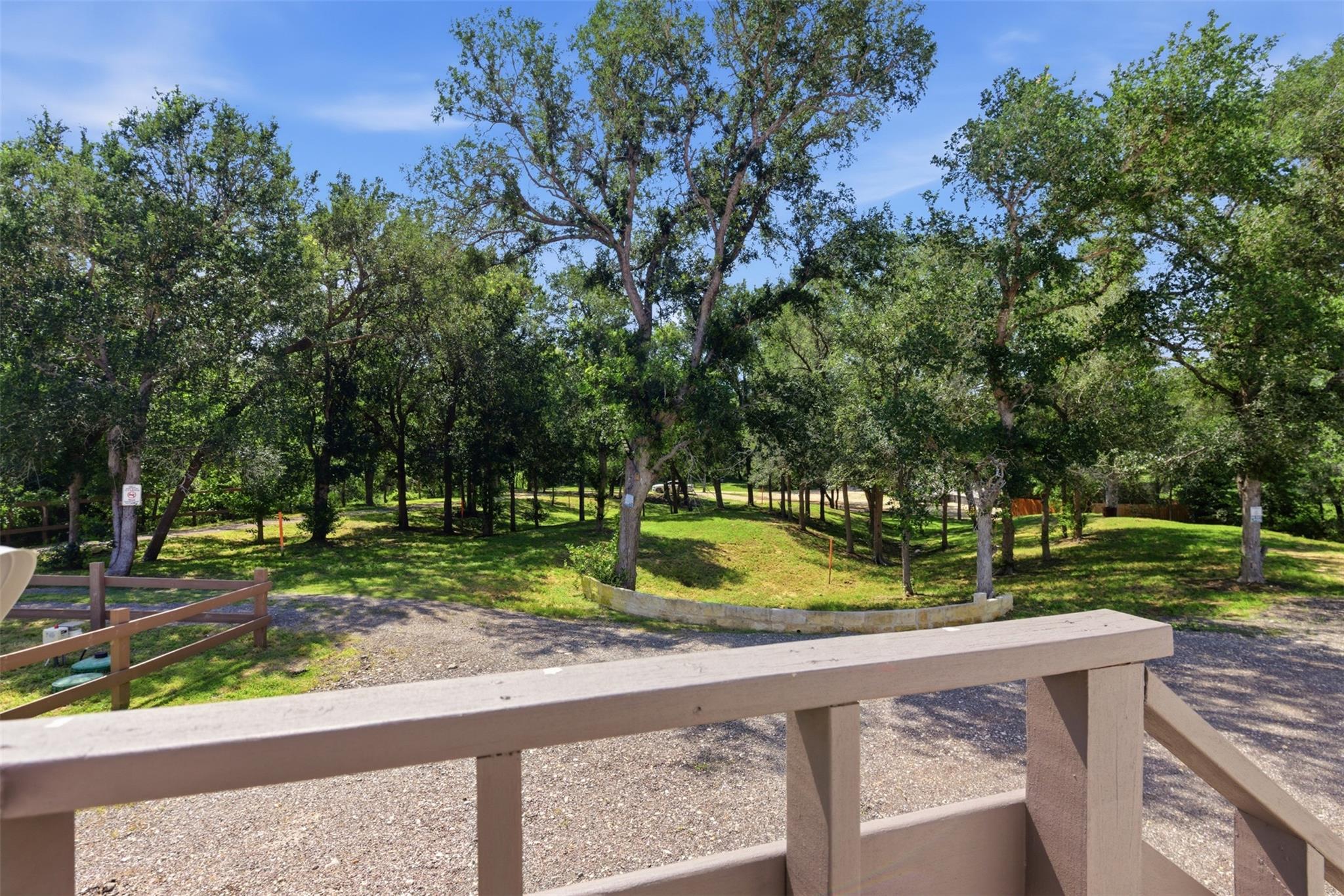 2540 Fm 20 Red Rock TX 78662