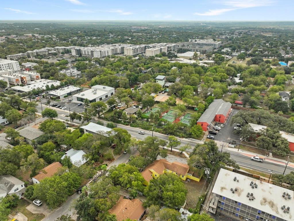 2710 Manor Road Austin TX 78722