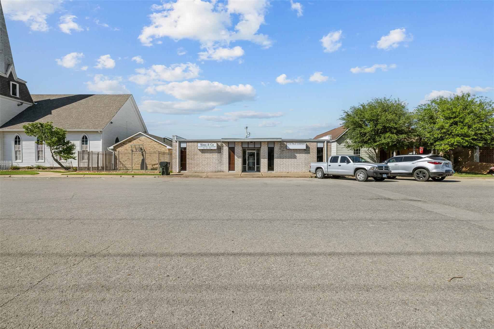 251 E Hempstead Street Giddings TX 78942