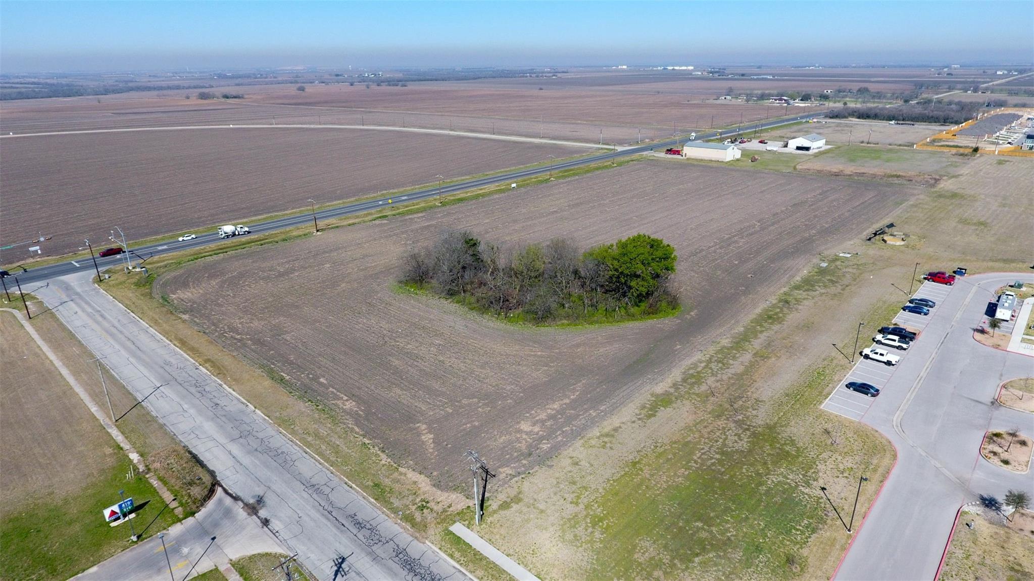 709 Carlos G Parker Boulevard NW Taylor TX 76574
