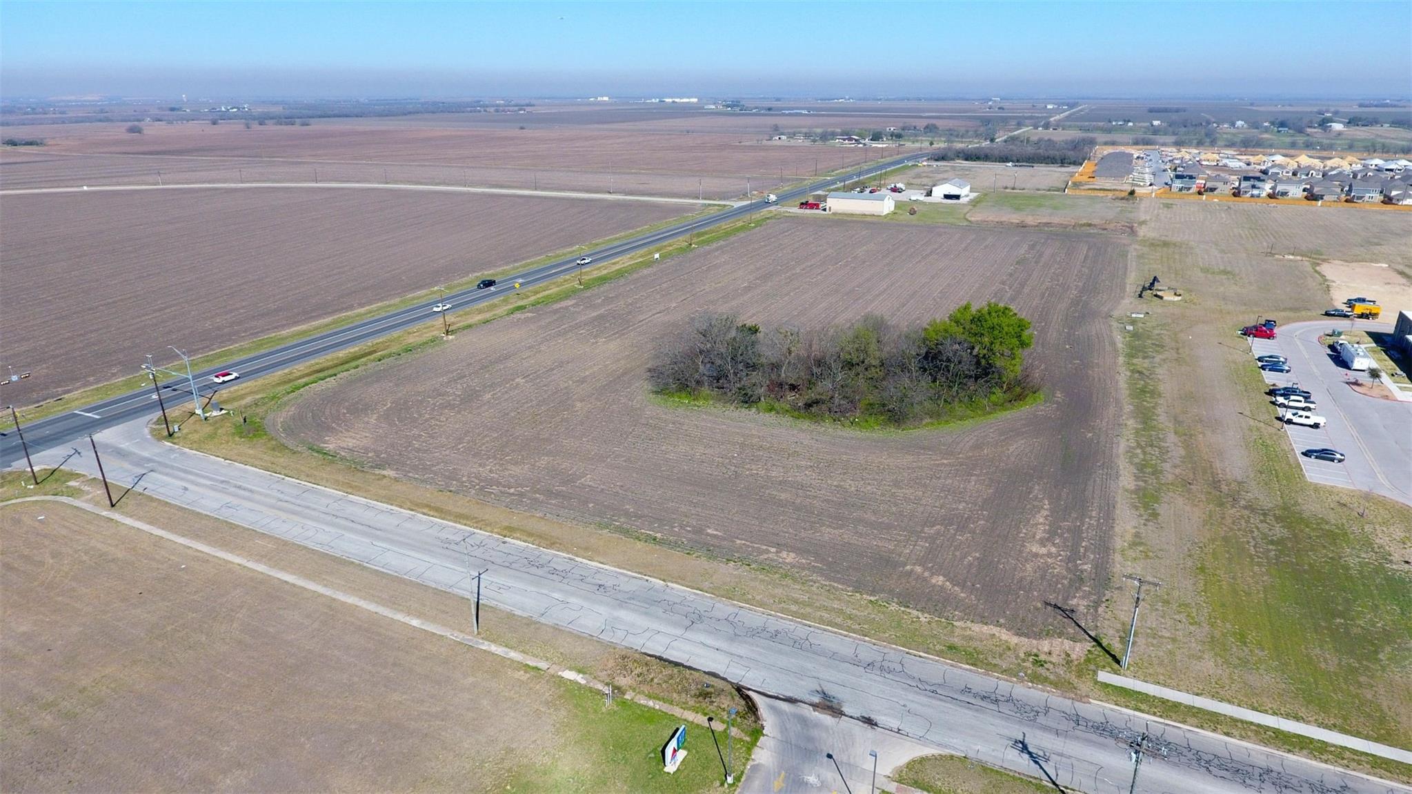709 Carlos G Parker Boulevard NW Taylor TX 76574