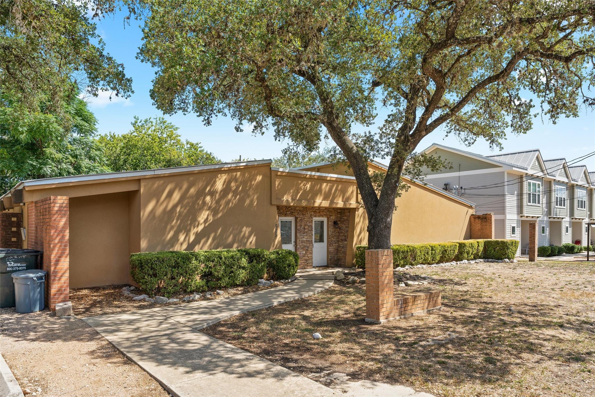 521 & 525 W Hutchison Street San Marcos TX 78666
