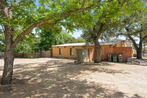 521 & 525 W Hutchison Street San Marcos TX 78666