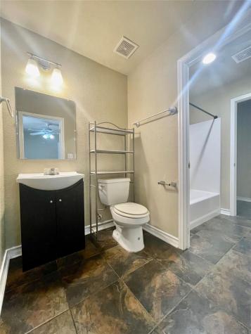 521 & 525 W Hutchison Street San Marcos TX 78666