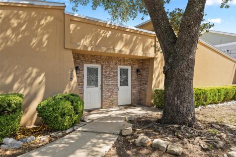 521 & 525 W Hutchison Street San Marcos TX 78666