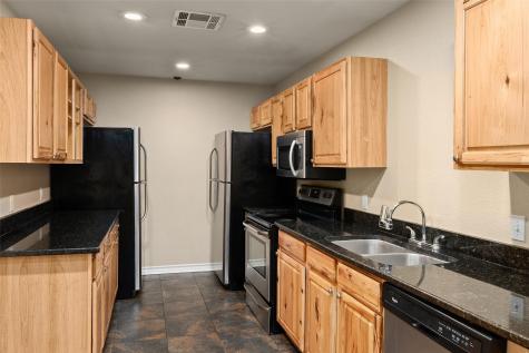 521 & 525 W Hutchison Street San Marcos TX 78666