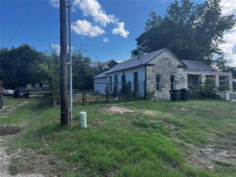 207 Miller Street Kyle TX 78640