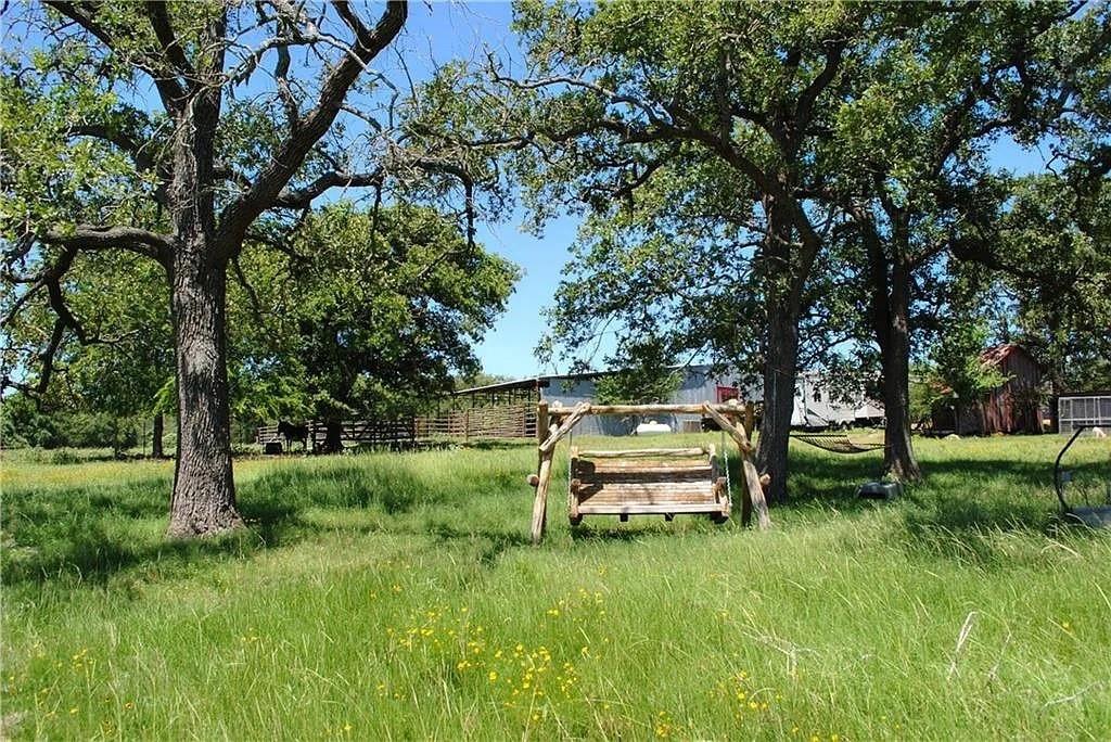 21741 E Interstate 10 Luling TX 78648
