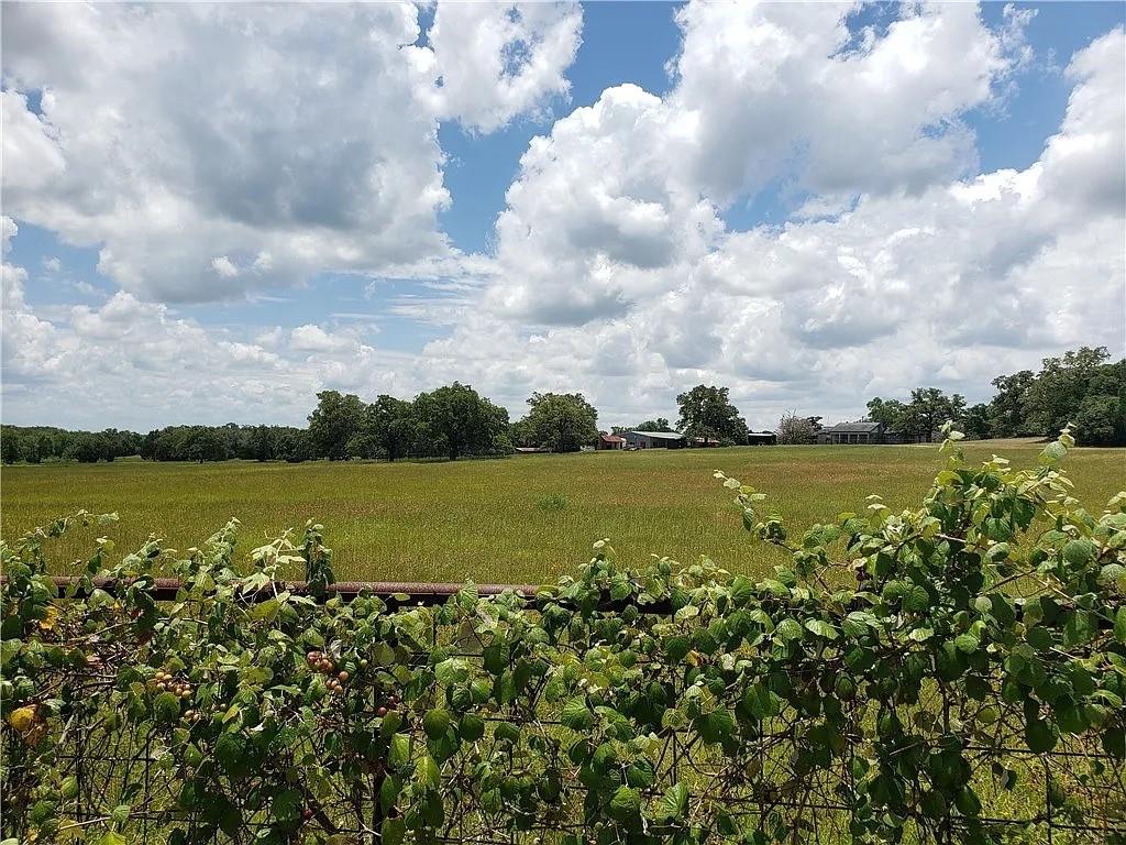 21741 E Interstate 10 Luling TX 78648