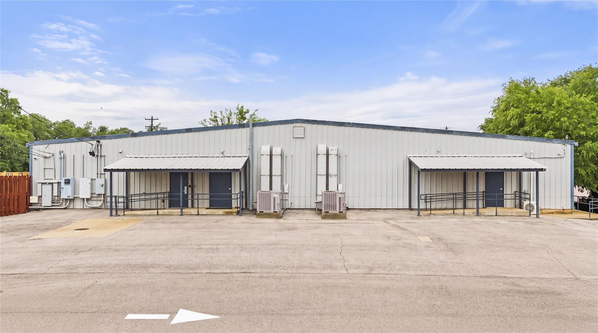 1506 N Us Highway 281 Johnson City TX 78636