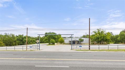 1506 N Us Highway 281 Johnson City TX 78636