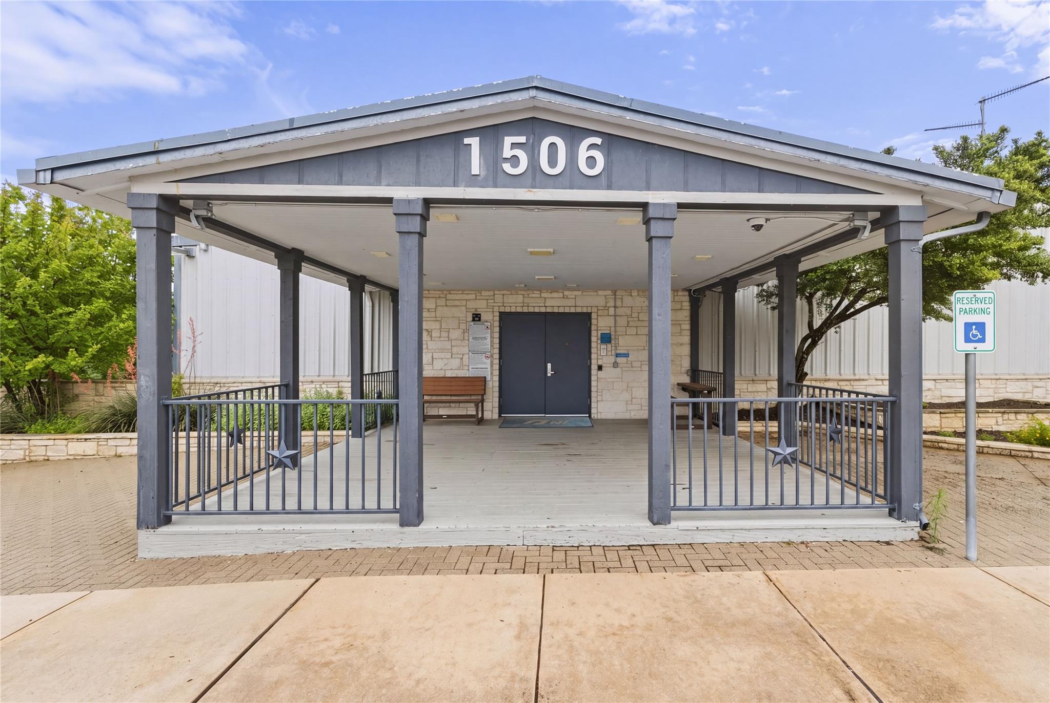 1506 N Us Highway 281 Johnson City TX 78636