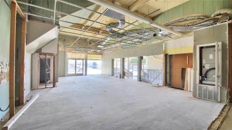 401 N Main Street Taylor TX 76574