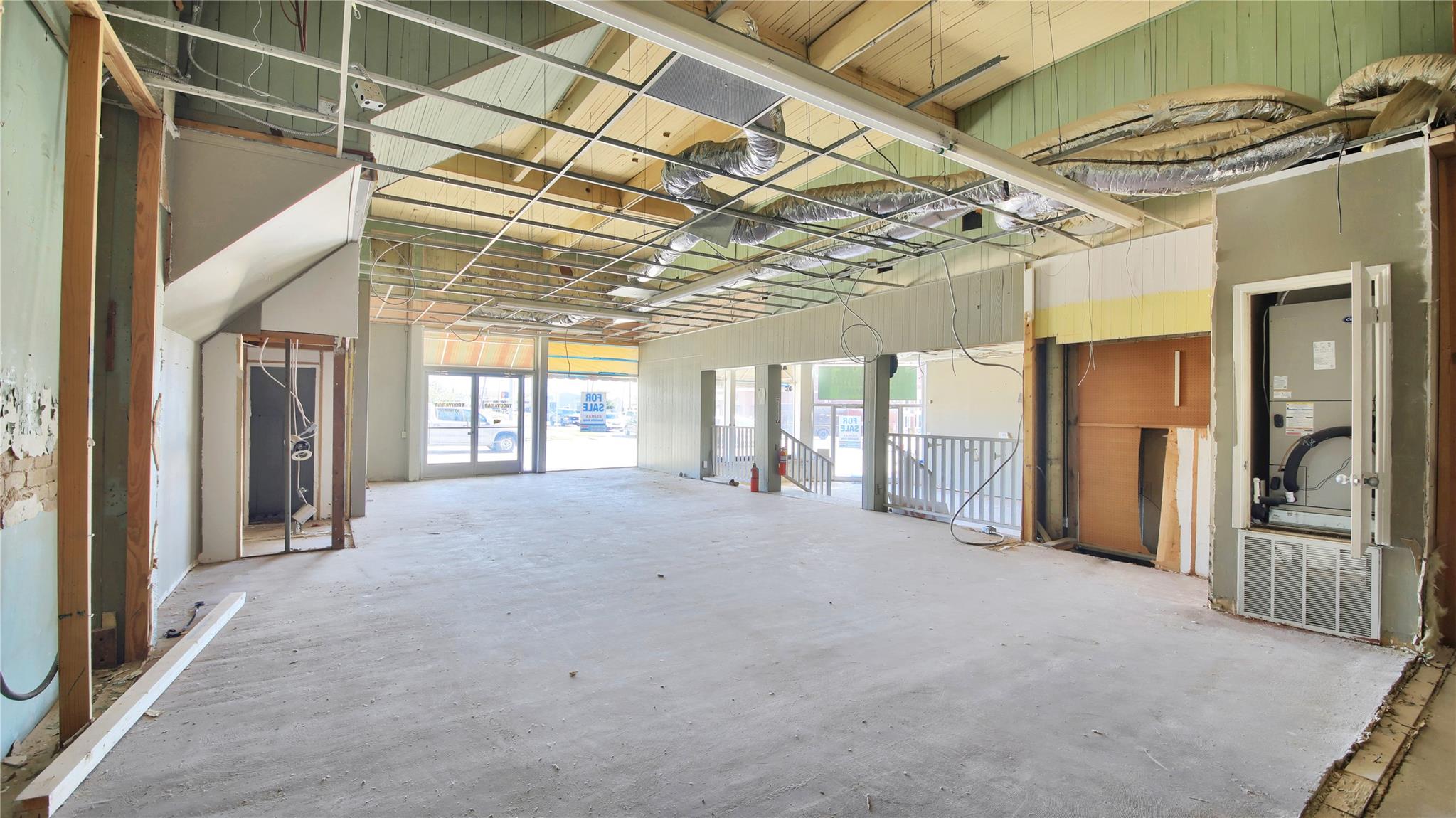 401 N Main Street Taylor TX 76574