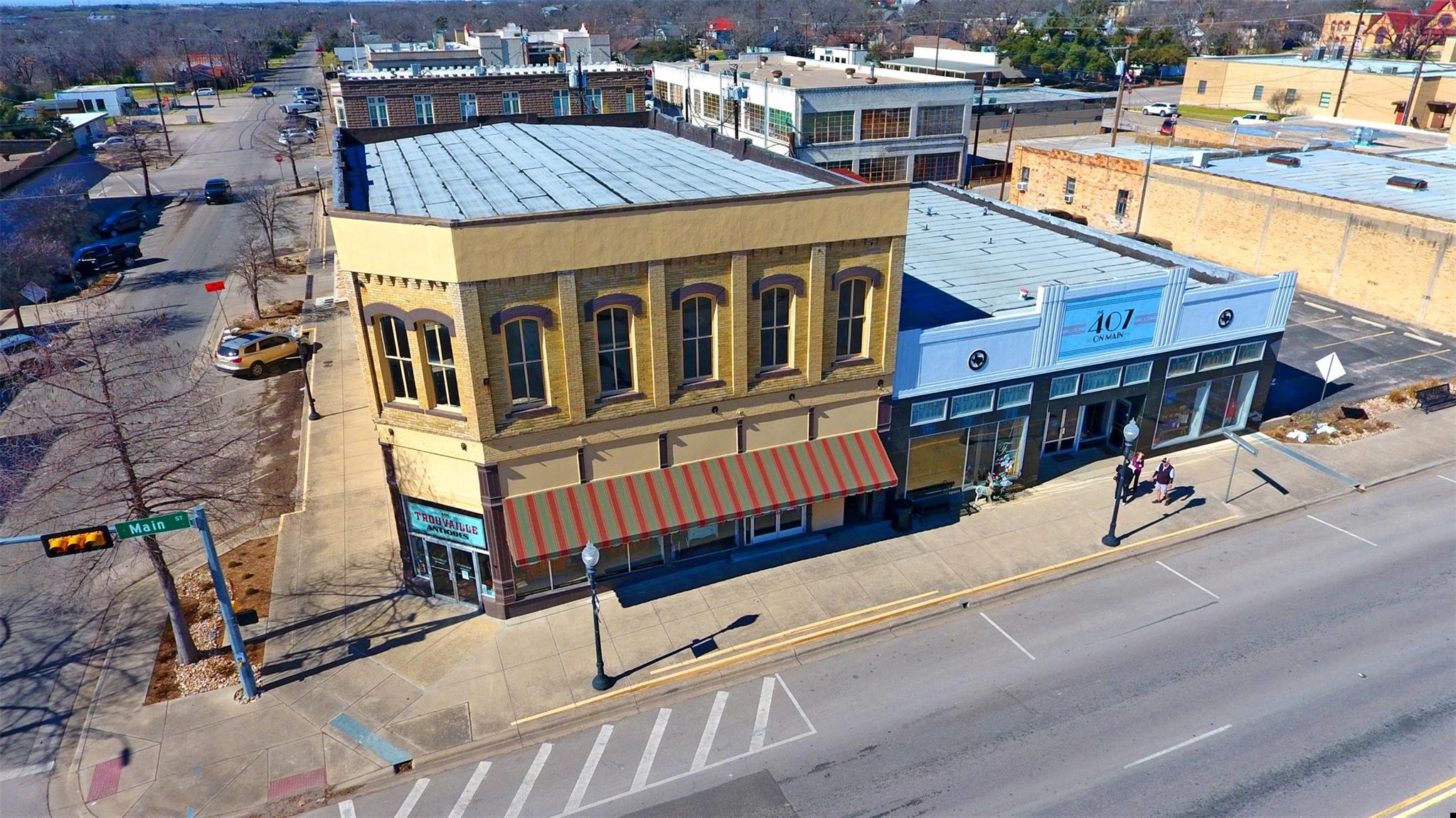 401 N Main Street Taylor TX 76574
