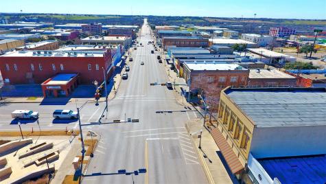 401 N Main Street Taylor TX 76574
