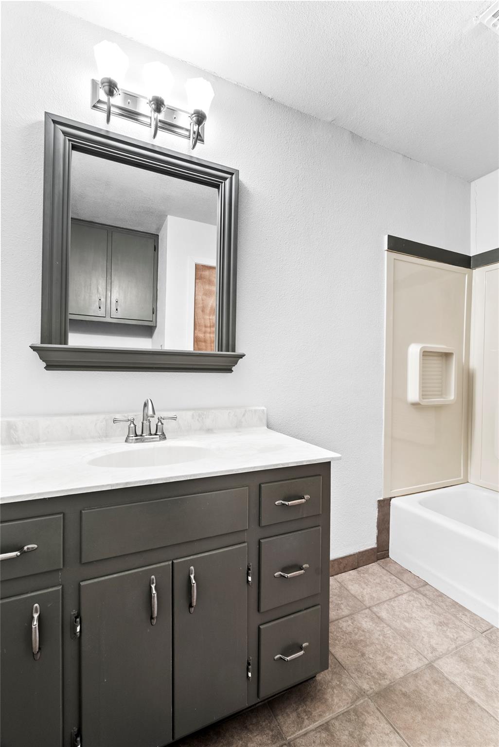 12914 Pfluger Berkman Lane Coupland TX 78615