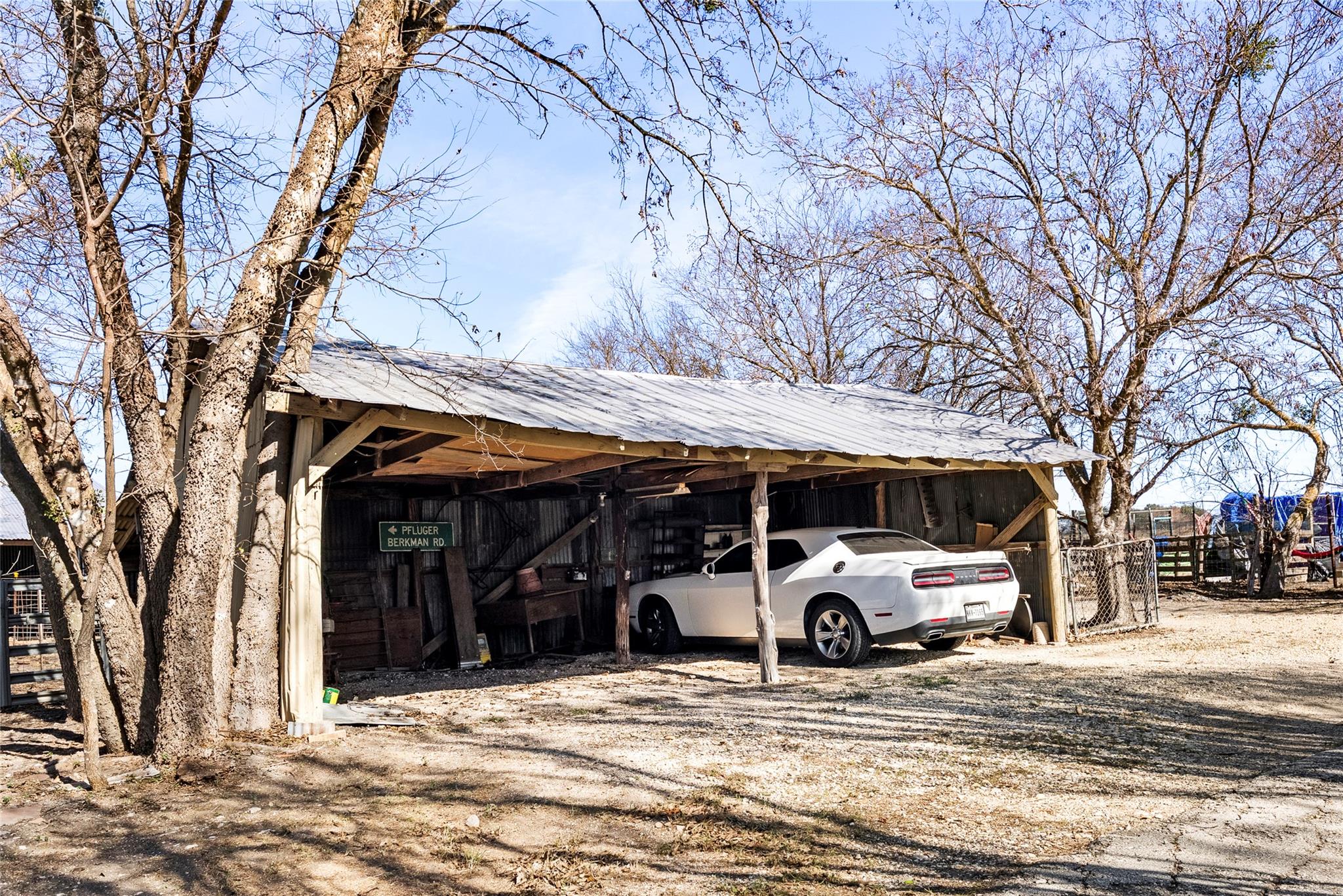 12914 Pfluger Berkman Lane Coupland TX 78615
