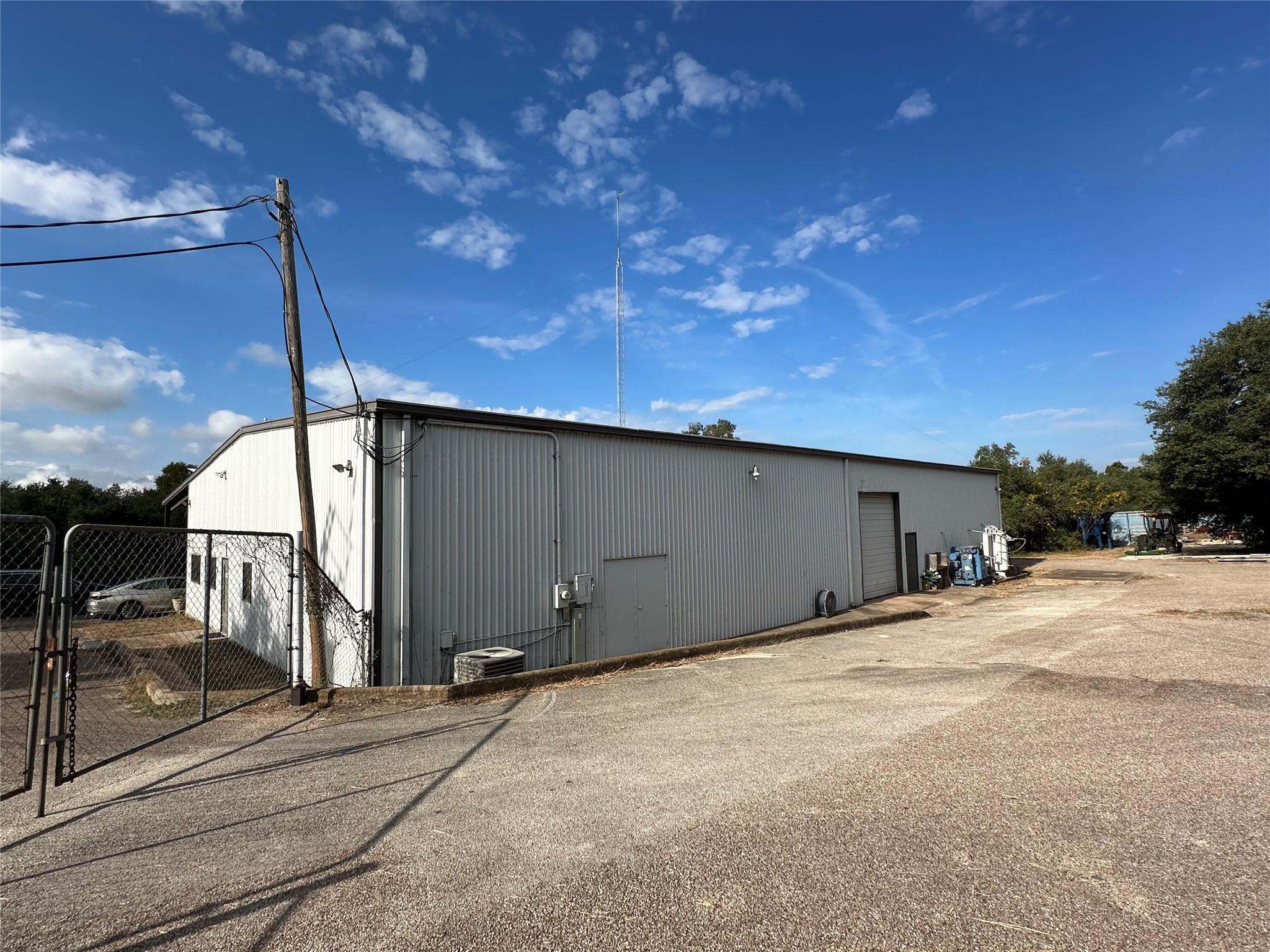 8862 W U S Hy 290 Highway W Austin TX 78736