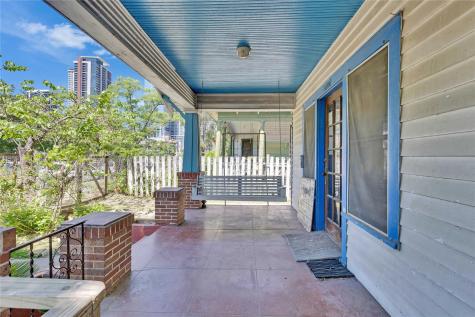 1006 E Cesar Chavez Street Austin TX 78702