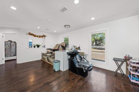 303 Childress Drive Rockdale TX 76567