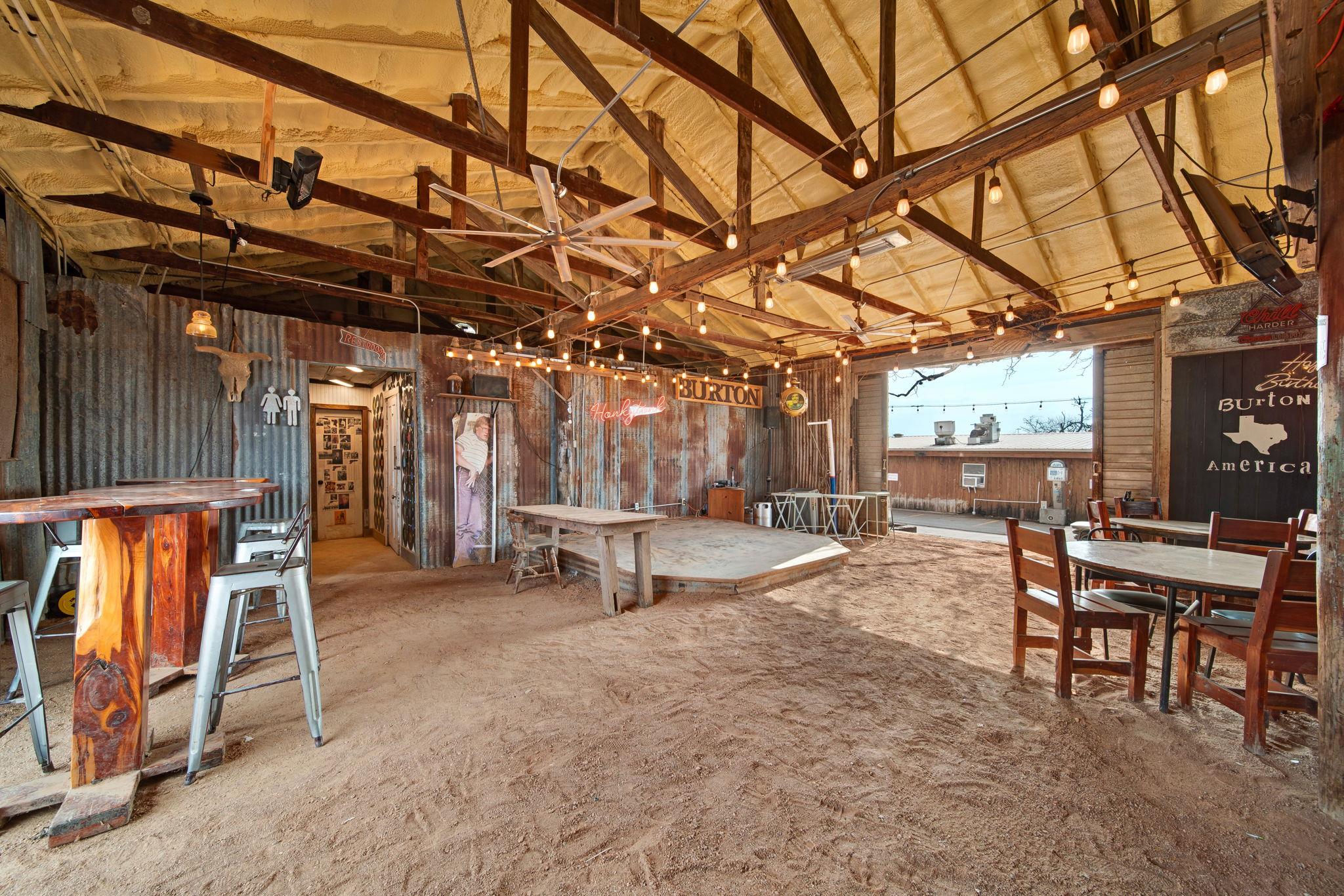 12390 Fm 390 Road W Burton TX 77835