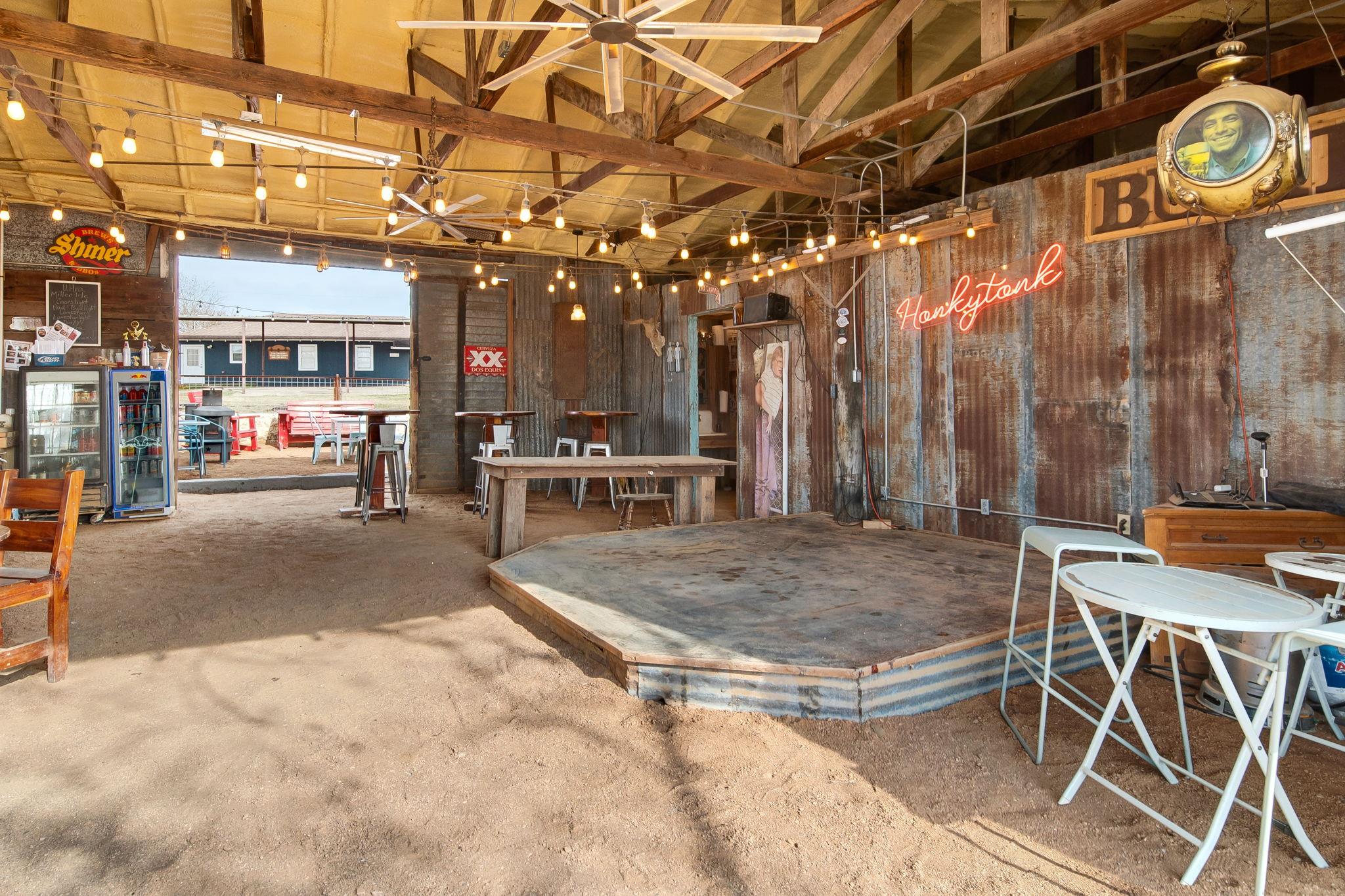 12390 Fm 390 Road W Burton TX 77835