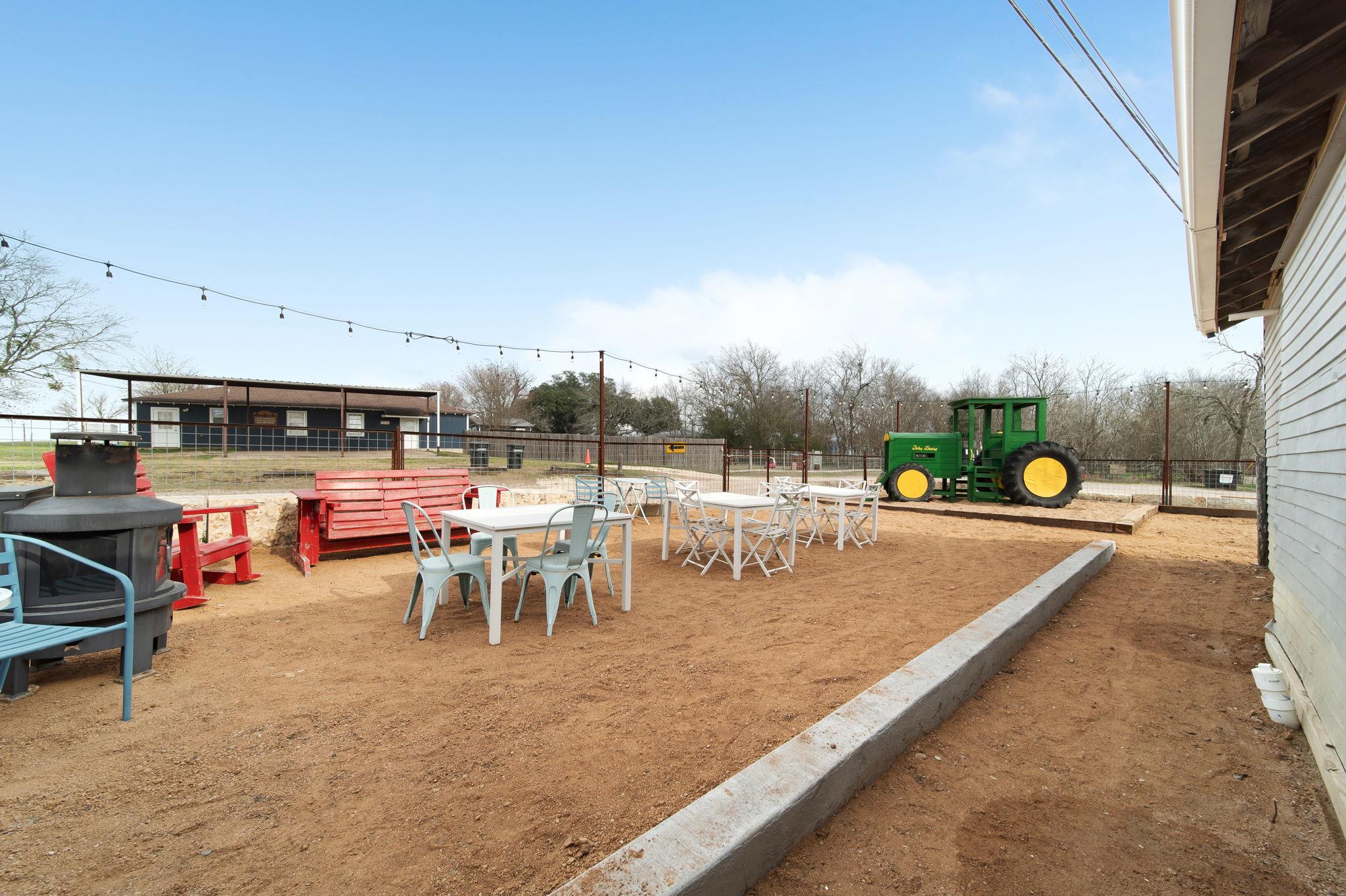12390 Fm 390 Road W Burton TX 77835